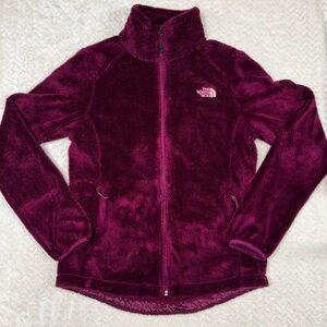 The North Face Osito Women’s Deep Plum Teddy Bear Fleece Jacket Like New Small